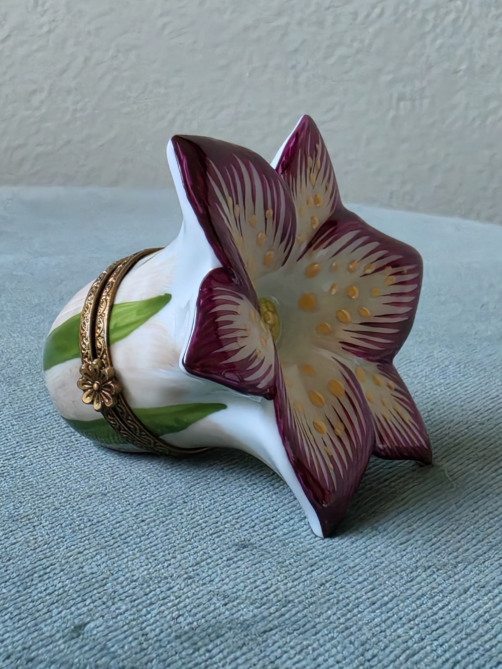 Limoges France Hand-Painted Porcelain Lily Flower Trinket Box